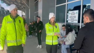 Otogarda Emniyet Kemerine Dikkat Çektiler