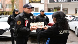 Zabıta Ekiplerinden Polislere 10 Nisan Sürprizi