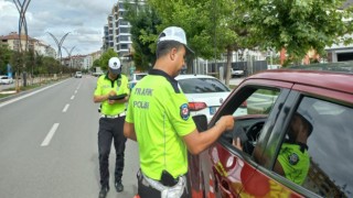 Denetimler de Caydırmıyor
