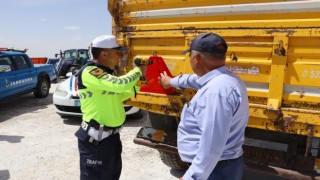 Jandarma Ekipleri, ‘Reflektör Tak Görünür Ol’ Diyor!