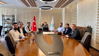 JEOLOJİ MÜHENDİSLERİNDEN BAŞKAN DİNÇER’E NEZAKET ZİYARETİ