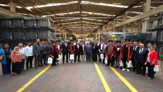 Vali Kumbuzoğlu, Mesleki Eğitim Merkezi Mezuniyet Törenine Katıldı