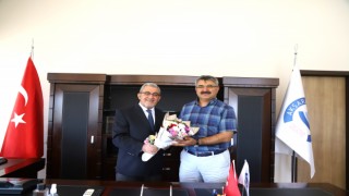 ASÜ İslami İlimler Fakültesi Dekanlığına Prof. Dr. Mustafa Çoban Atandı