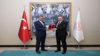 ASÜ Rektörü Arıbaş’tan Millî Eğitim Bakanı Yusuf Tekin’e Ziyaret
