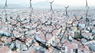 “Geçmişi Bataklık Olan Mahallelerin Akıbeti Ne Olacak”