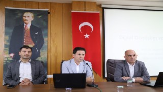 Rektör Arıbaş: İletişimde Yapılanlar Yasal Mı Ahlaki Mi?