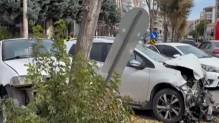 Bu Kavşakta Kaza Hiç Bitmiyor