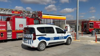 Petrol İstasyonu Deposunda Yangın Kısa Sürede Söndürüldü