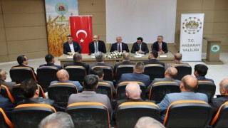 Vali Kumbuzoğlu, Eskil'de Muhtarlarla Buluştu