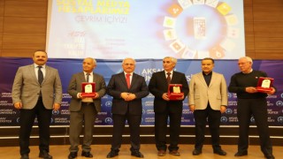 ASÜ Diş Hekimliği Fakültesi Öğrencileri Beyaz Önlüklerini Giyerek Mesleğe İlk Adımlarını Attı