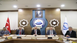 Rektör Arıbaş: Üniversiteyi Sizlerle Birlikte Yöneteceğiz