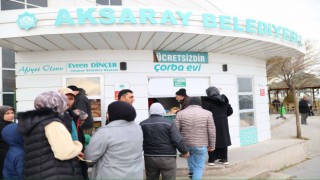 Aksaray Belediyesi Günlük 7 Bin Kişinin İçini Çorba İkramı İle Isıtıyor