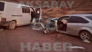 Kireçlikte Feci Kaza 2’si Ağır 6 Yaralı