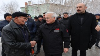 Vali Kumbuzoğlu Dağ Köylerindeki Çalışmaları İnceledi