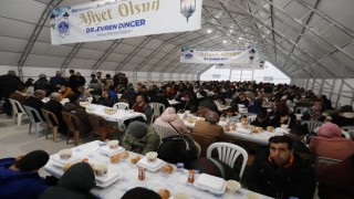 Aksaray Belediyesi İftar Çadırında Çanakkale Menüsü İkram Edildi