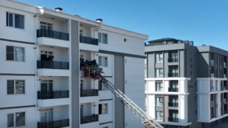 Tacin’de Yangın Çok Sayıda Kişi Dumandan Etkilendi