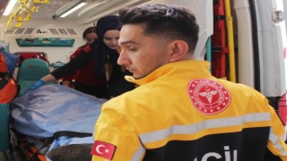 3’üncü Kattan Düşen Çatı İşçisi Yaralandı