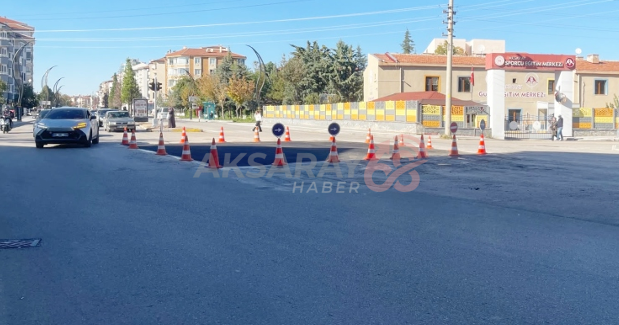 Sorunlu Kavşağa Belediye Dokunuşu