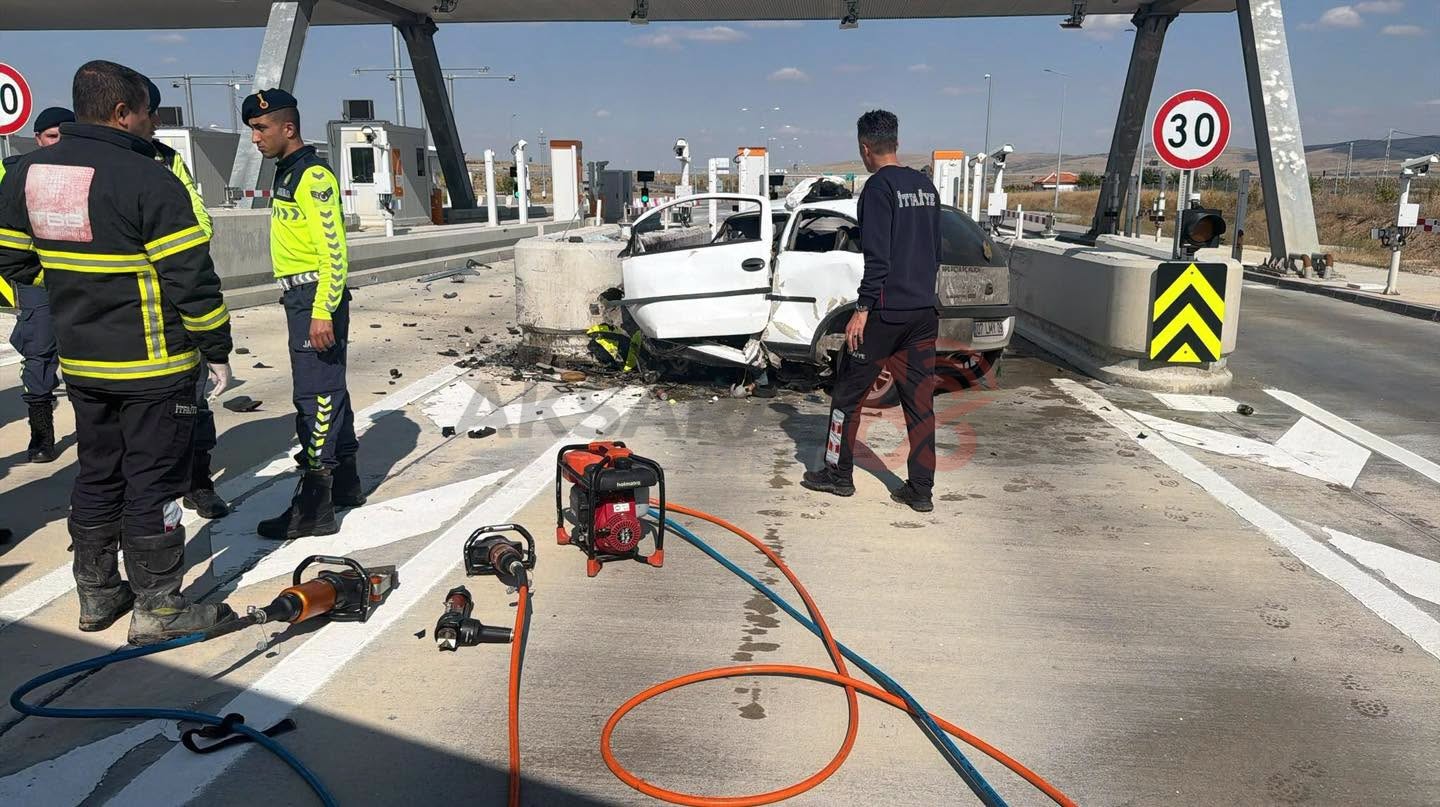 Ortaköy Gişelerde Feci Kaza 1 Ölü
