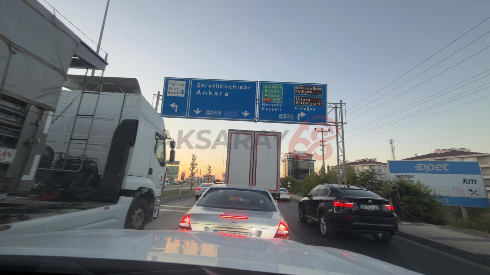 İki Kavşakta Yük Artıyor