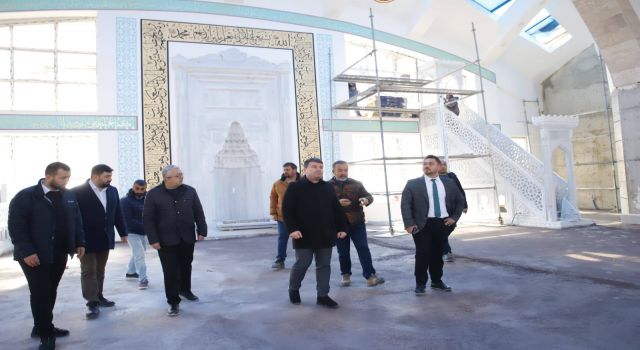 Hasta Yakını Konuk Evi ve Külliyede Peyzaj Çalışmaları Başladı