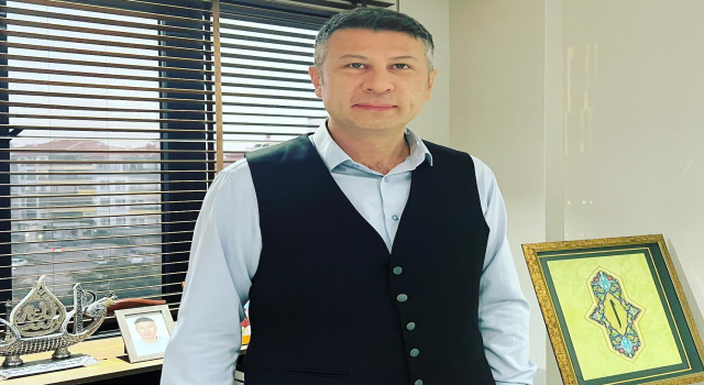 Karaüzüm ASÜ Yönetimine Sordu “Hani Evrensel Düşünüp, Yereli Gözetiyordunuz?”