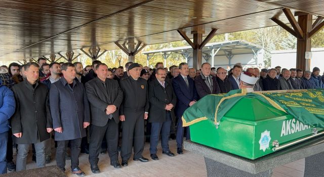Hamza Düzgün Son Yolculuğuna Dualar ve Gözyaşları İle Uğurlandı