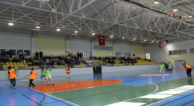 ASÜ Spor Şenlikleri Yoğun İlgi Görüyor