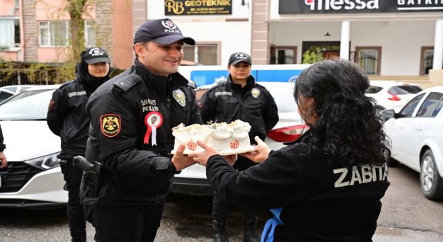 Zabıta Ekiplerinden Polislere 10 Nisan Sürprizi
