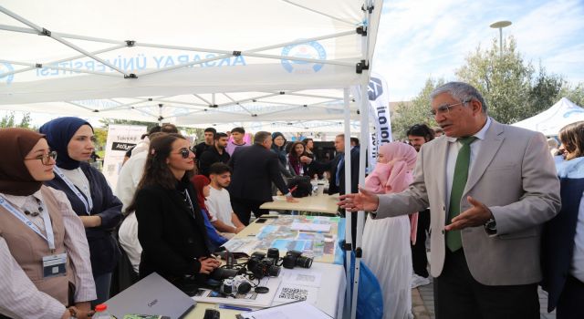 Aksaray Üniversitesi’nde 5. İğde Şenliği Renkli Görüntülere Sahne Oldu