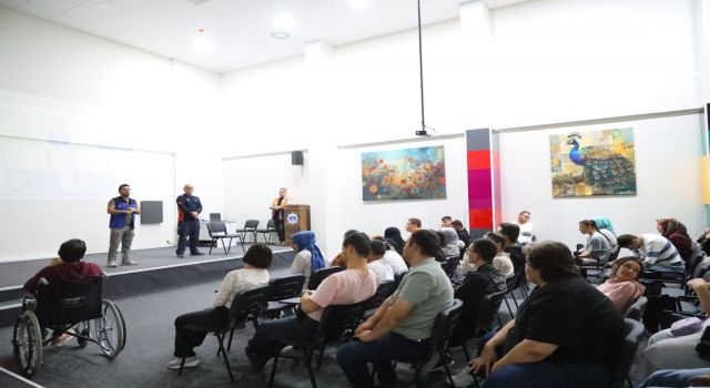 Aksaray Belediyesi Engelsiz Yaşam Merkezinde E-KPSS Kursları Başladı