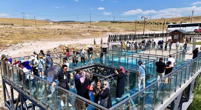 Ihlara Vadisi Cam Teras, Dört Mevsim Ziyaretçilerini Ağırlıyor