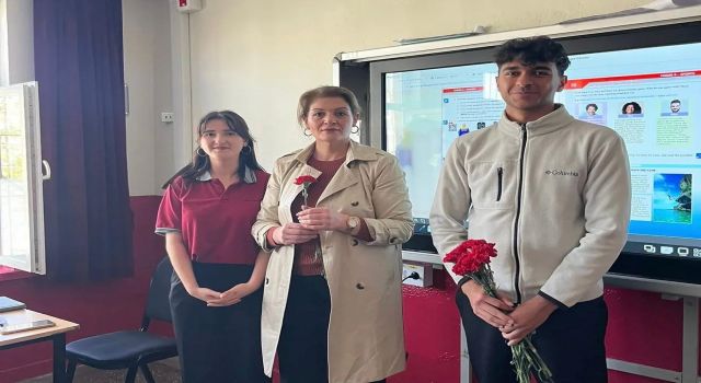 Lise Öğrencilerinden Kalpleri Isıtan Davranış