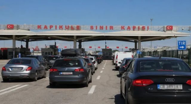Gurbetçiler Bu Ücreti Ödemeden Ülkeden Çıkamayacaklar