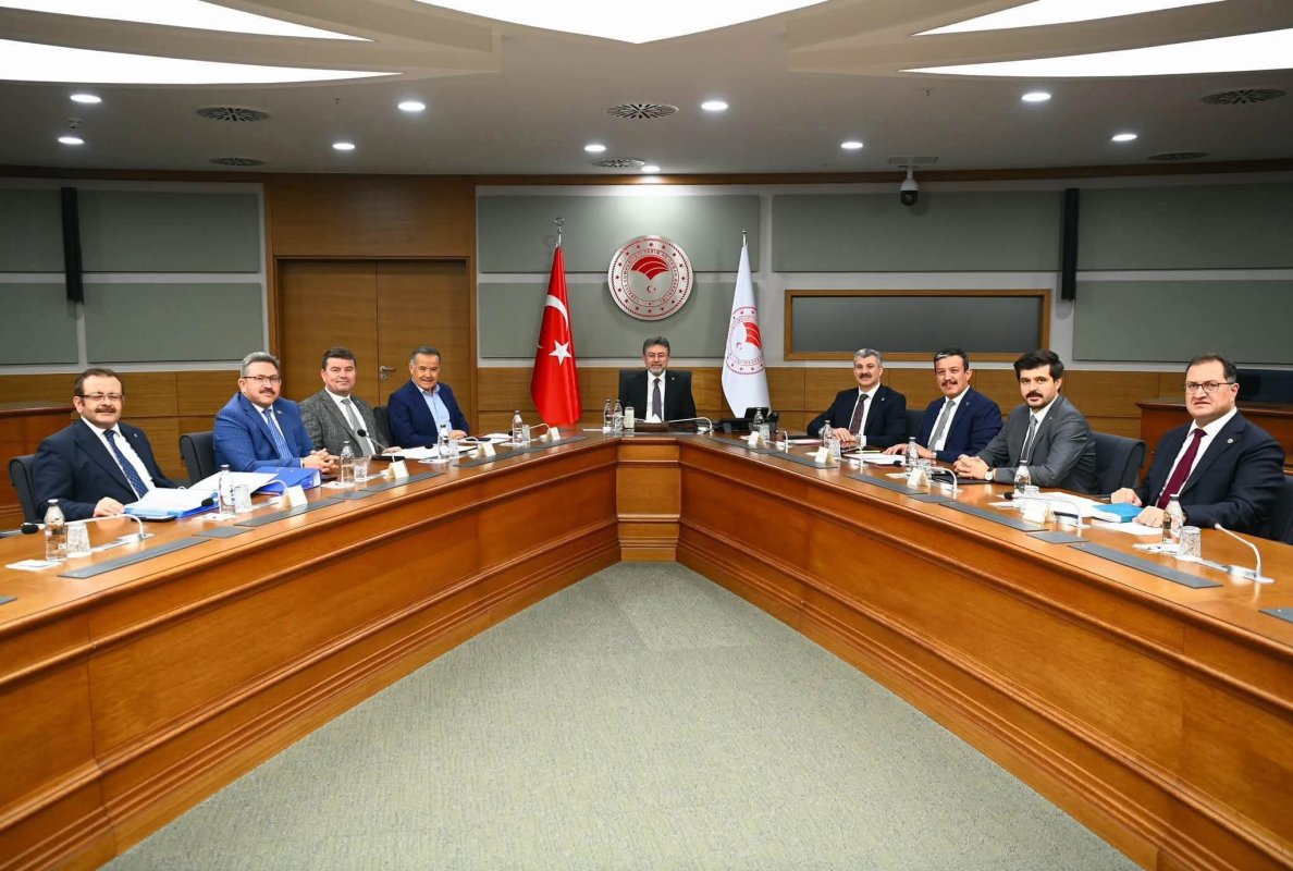 Aksaray Heyetinden Tarım ve Orman Bakanı Yumaklı’ya Ziyaret