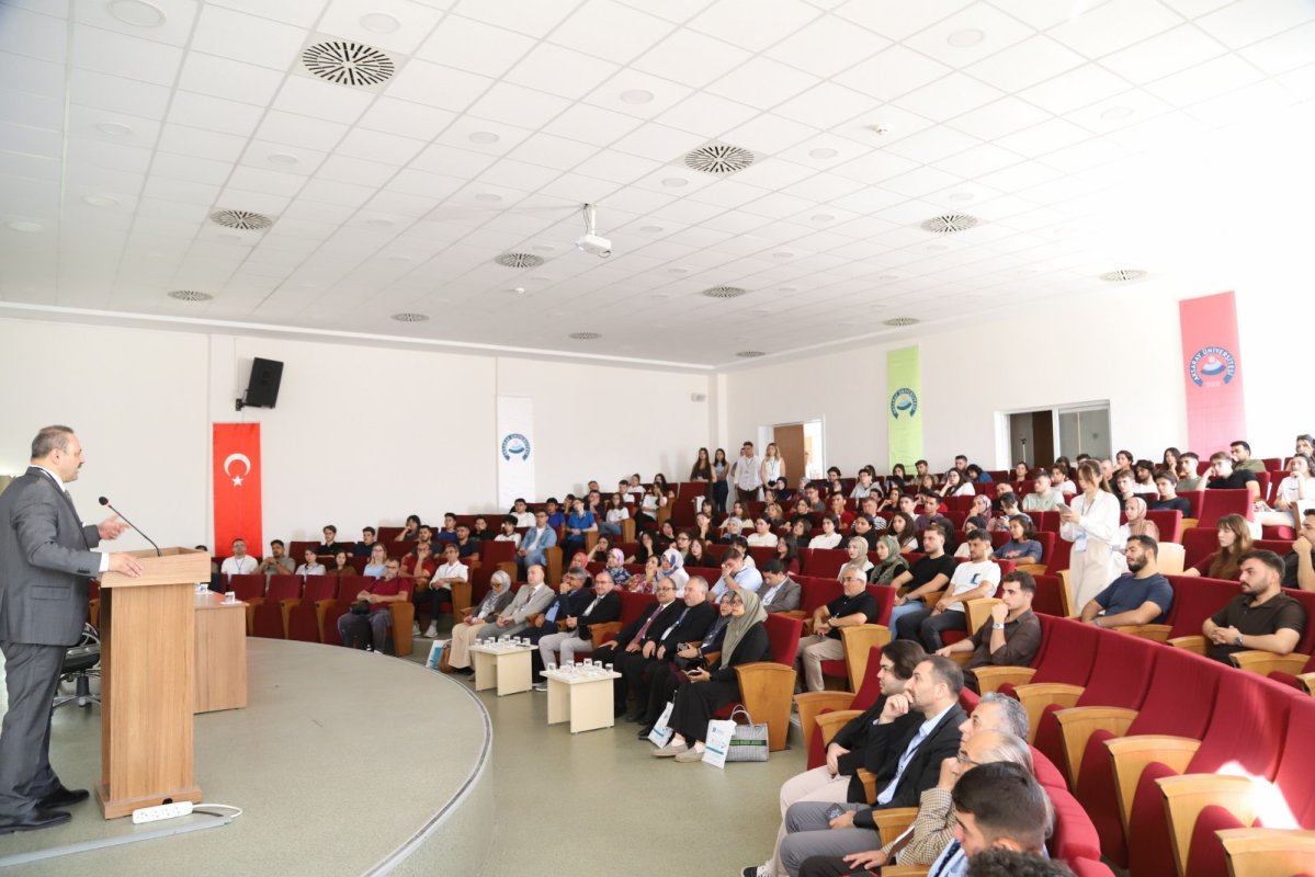 ASÜ’de Uluslararası Biyoteknoloji Kongreleri Başladı
