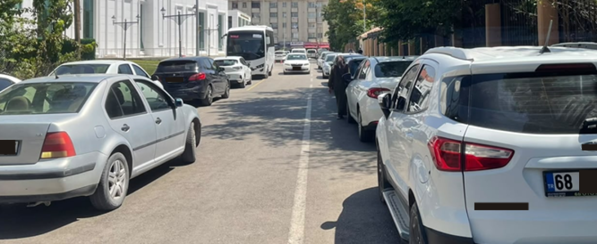 Sorun Büyüyor Trafikteki Araç Sayısı 200 Bin Sınırına Dayandı