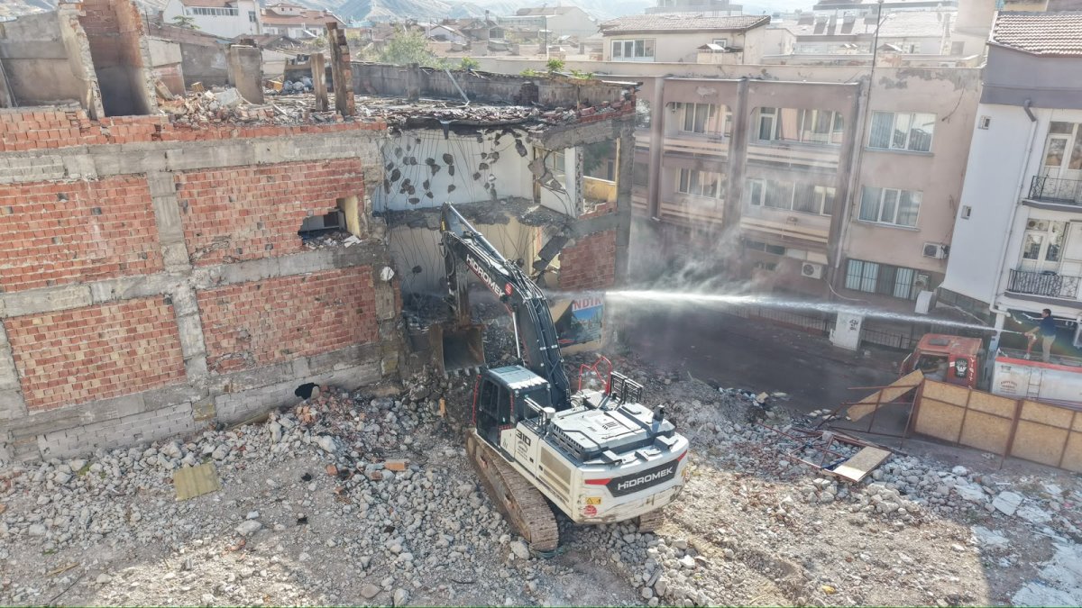 Aksaray’da 45 Yıllık İş Hanı Kentsel Dönüşümle Yenileniyor