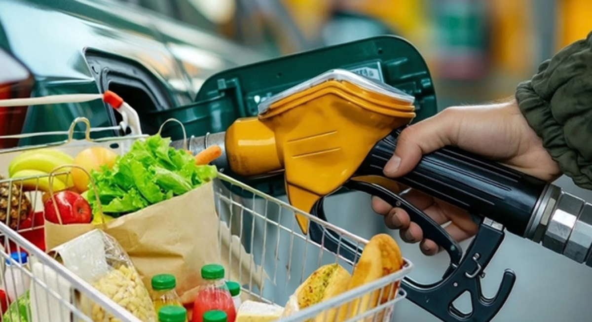 “Market Araçları Otomobil Depolarından Daha Zor Doluyor”