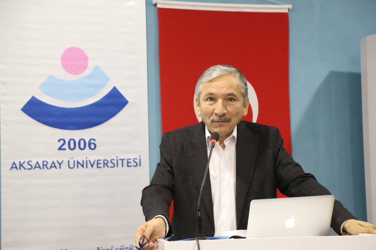 Prof. Dr. Doğan: Yapay Zekâ Çağında Bilginin Yanında İnsanlık Da Öğretilmeli