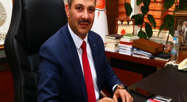 “Aşkınan Çalışan Yorulmaz, Biz Ülkemize Aşkla Hizmet Ediyoruz”