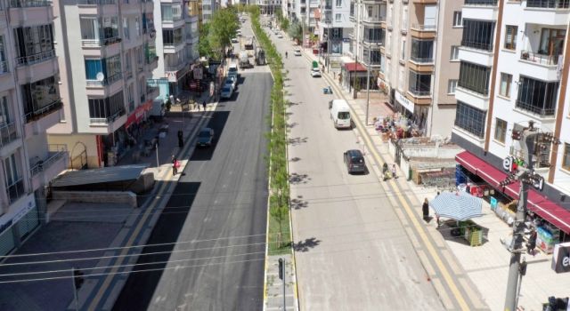 Acem Sokak’ta Asfalt Çalışması Başladı