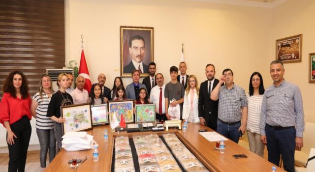Yarışmada Dereceye Girenler Ödülle Buluştu