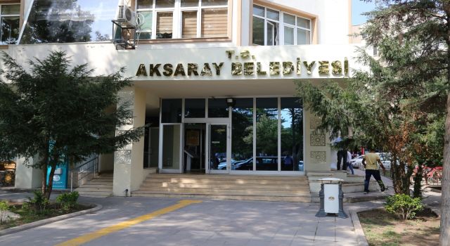 Dinçer “Türk Vatandaşı Olmayan Hiç Kimse Belediyeler veya Kamu Kurumlarında Çalıştırılamaz”