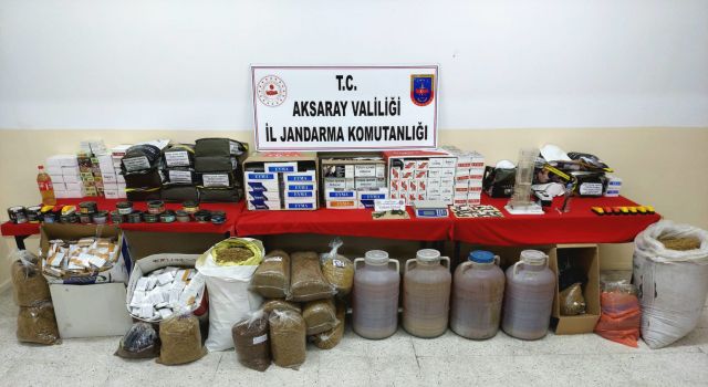 Jandarmadan 11 Adrese Kaçakçılık ve Uyuşturucu Operasyonu