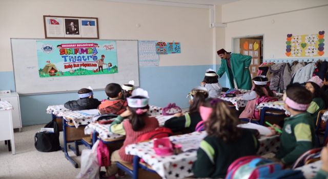 Tiyatro Öğrencilerin Ayağına Gidiyor