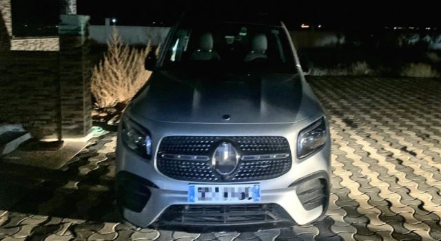 Jandarmadan Uluslararası Çalıntı Araç Operasyonu