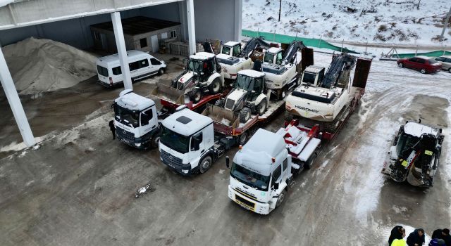 Belediyeden Deprem Bölgesine Tam Destek