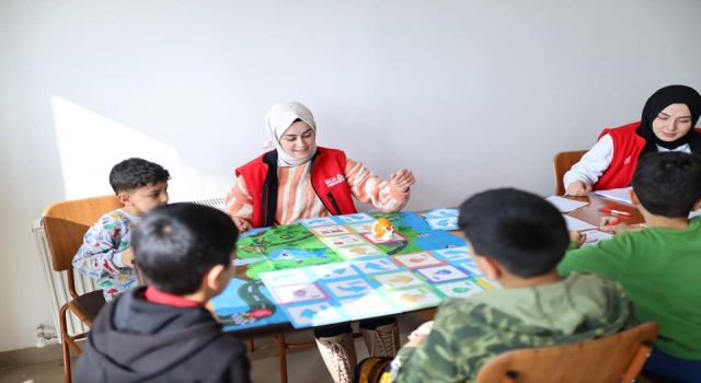Dinçer “Çocuklarımız Gülerse Yaralarımız Daha Hızlı Sarılır”