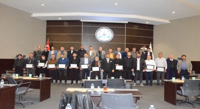 Tekstil Firmalarına Plaket ile Teşekkür